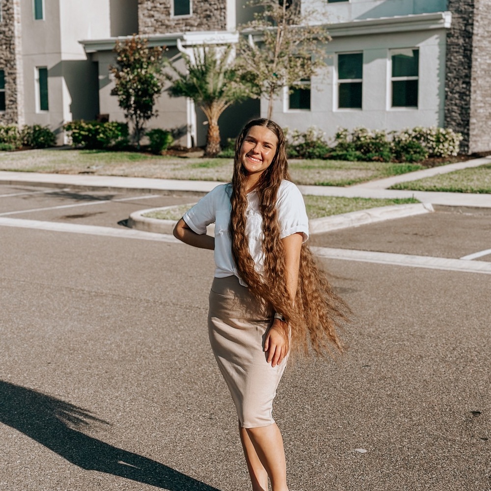 Meet your Posher, Jena